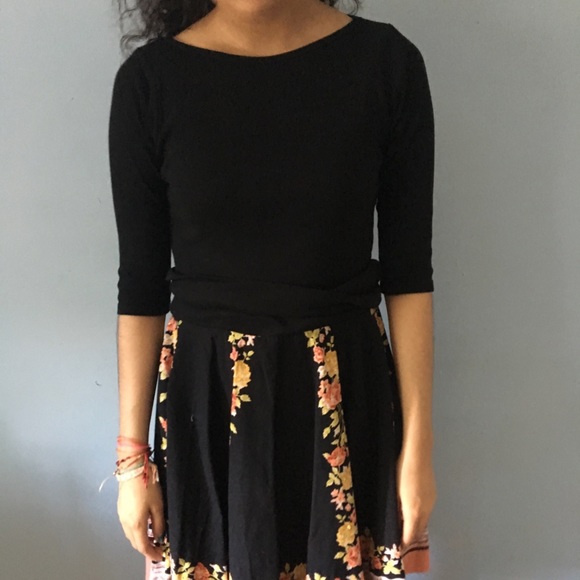 BONNIE JEAN Black Floral Dress - Picture 4 of 5